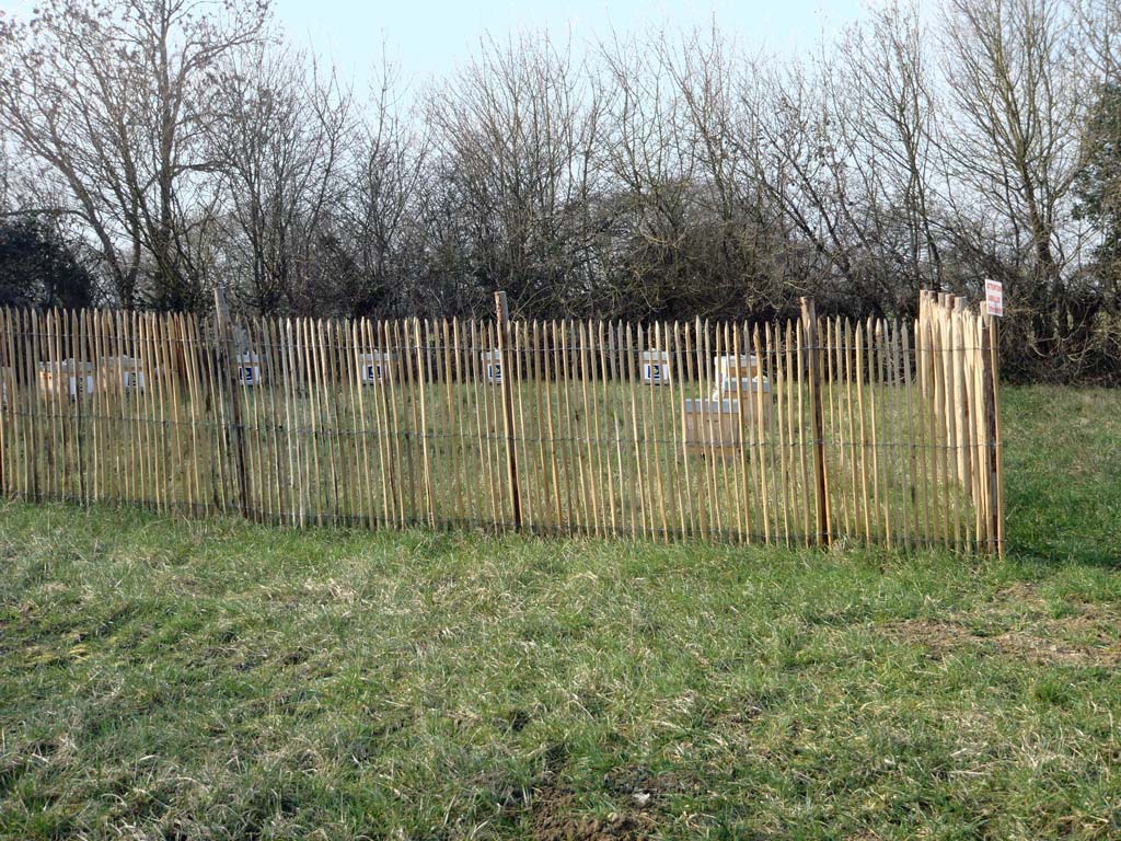 Ganivelles autour des ruches